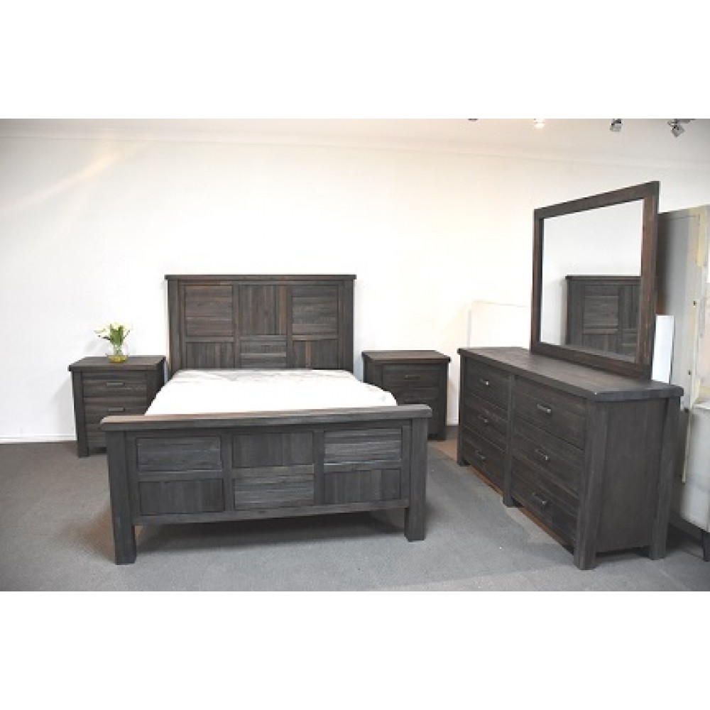 HAWKESBURY DRESSER WITH MIRROR